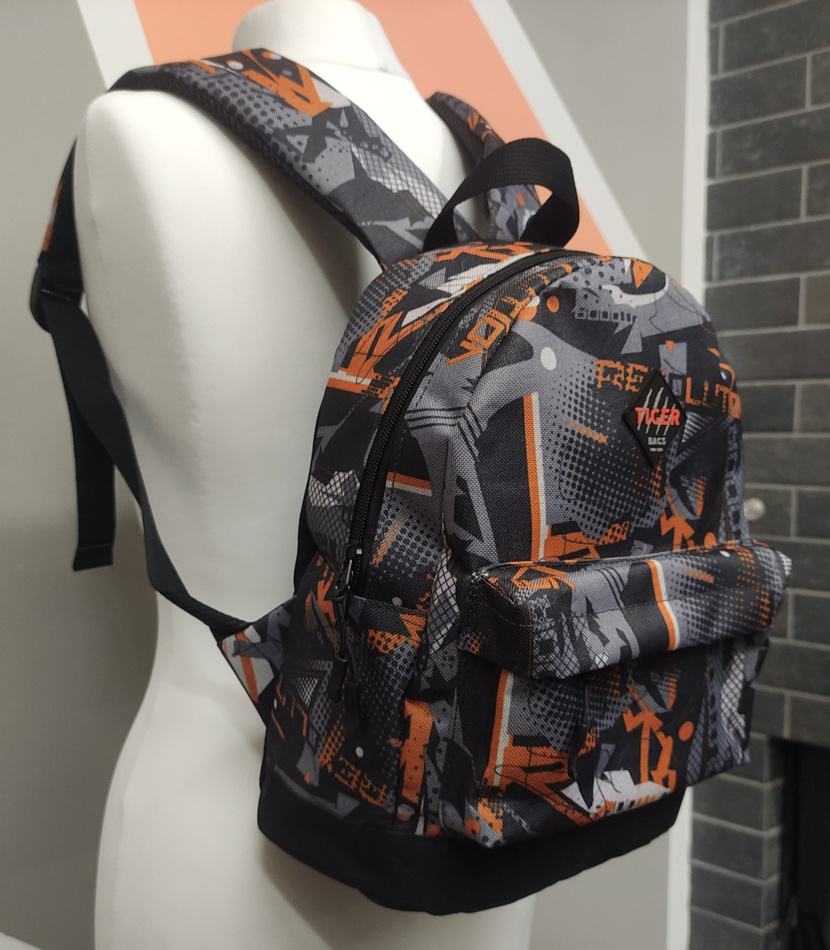 Рюкзак Tiger Little Print+ Function cірий